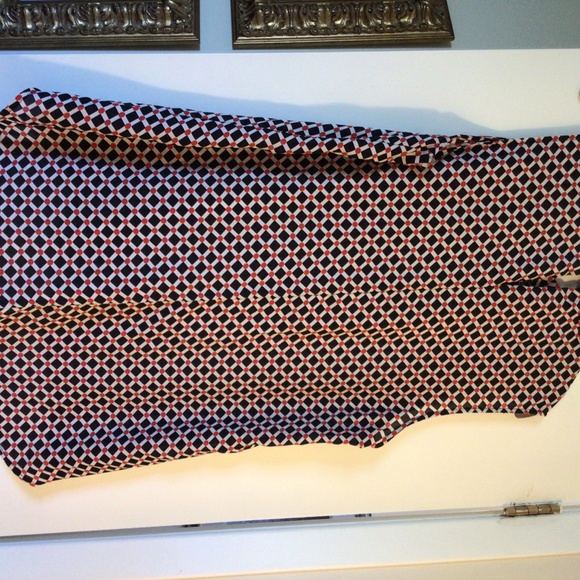 Classic Dressy Tank - Picture 6 of 6